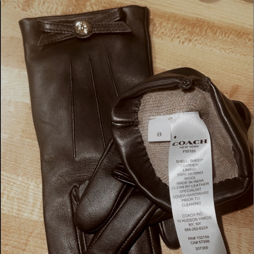 Brand new never used authentic coach gloves  size 8